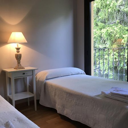 Apartamento Balcon De Jaca I Bagian luar foto