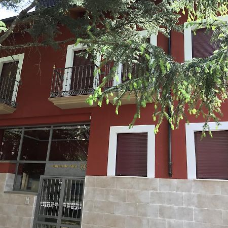 Apartamento Balcon De Jaca I Bagian luar foto