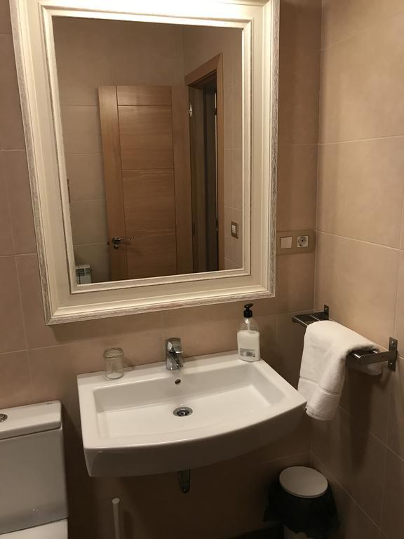 Apartamento Balcon De Jaca I Bagian luar foto