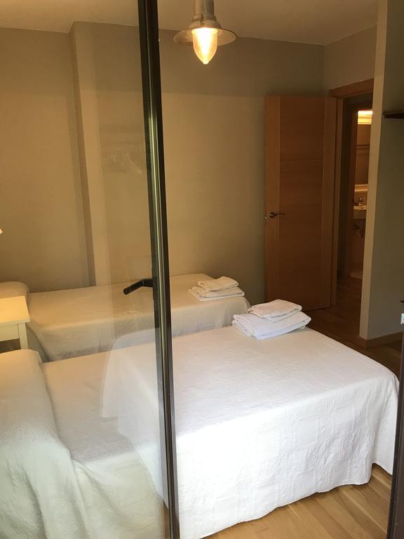 Apartamento Balcon De Jaca I Bagian luar foto