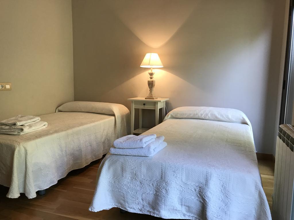 Apartamento Balcon De Jaca I Bagian luar foto