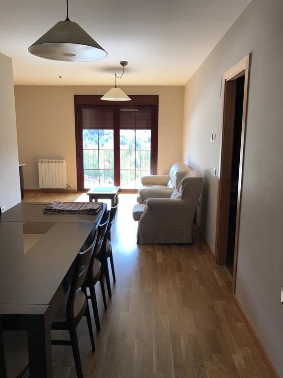 Apartamento Balcon De Jaca I Bagian luar foto