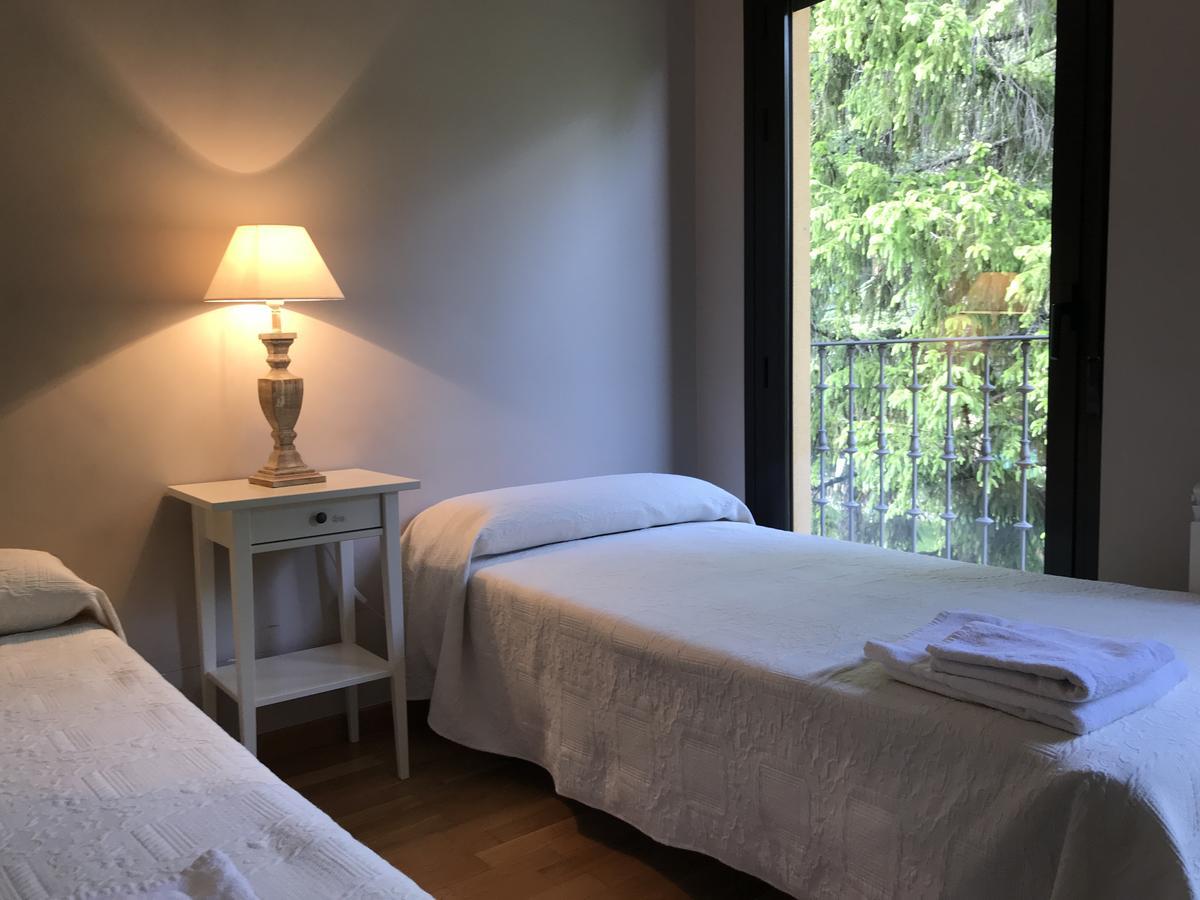 Apartamento Balcon De Jaca I Bagian luar foto